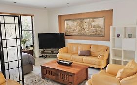 Guest Suite, 800M To Beach